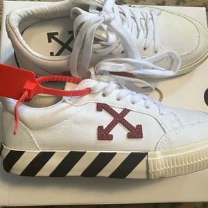 Off-White Vulcanized Sneaker